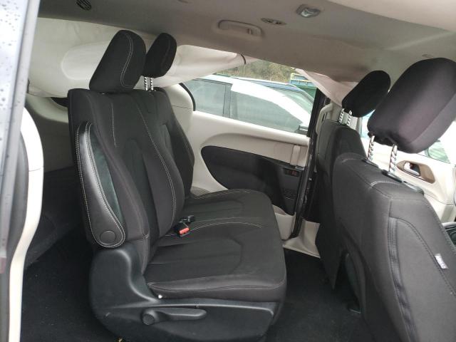 Photo 11 from auction – 2020 CHRYSLER VOYAGER L with VIN 2C4RC1AG8LR110692