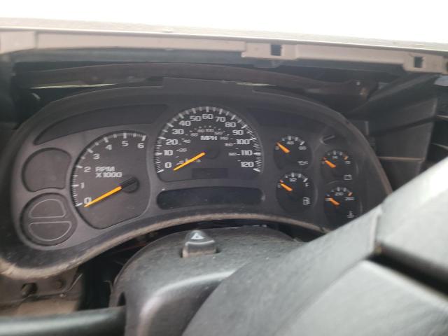 Photo 9 from auction – 2004 CHEVROLET SILVERADO with VIN 2GCEK19V541125400