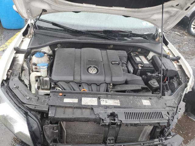Photo 11 from auction – 2012 VOLKSWAGEN PASSAT SE with VIN 1VWBP7A32CC033426