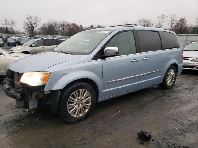 CHRYSLER TOWN & COU 2012 with VIN 2C4RC1GG6CR401747 - Photo from auction