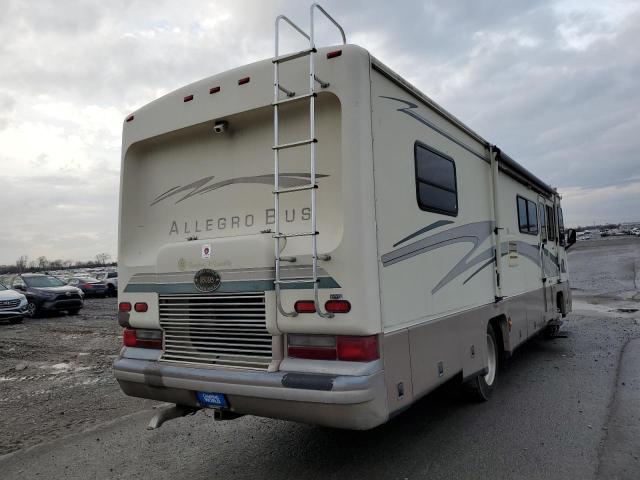 Photo 10 from auction – 1996 FREIGHTLINER CHASSIS X with VIN 4UZR69R1XT2307542