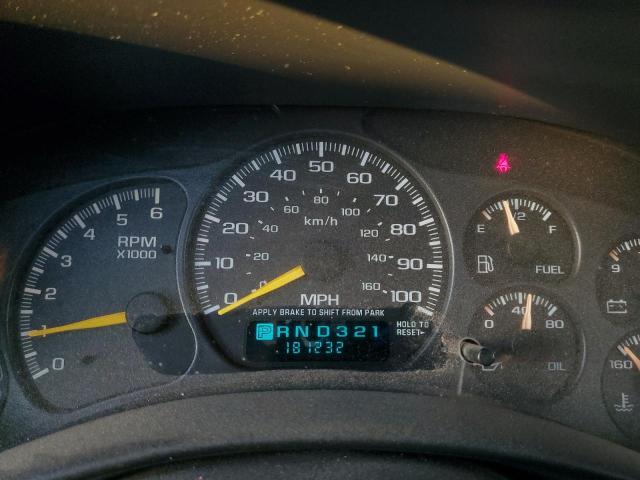 Photo 9 from auction – 2000 CHEVROLET SILVERADO with VIN 1GCEC14W7YZ184765