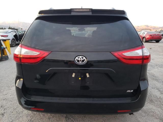 Photo 6 from auction – 2018 TOYOTA SIENNA XLE with VIN 5TDYZ3DC3JS943982