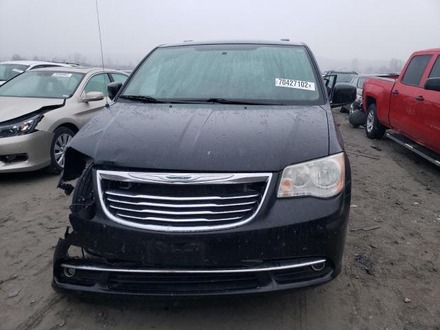 Photo 5 from auction – 2011 CHRYSLER TOWN & COU with VIN 2A4RR8DG0BR612205