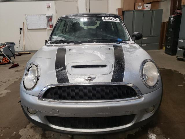 Photo 5 from auction – 2007 MINI COOPER S with VIN WMWMF73537TL83731