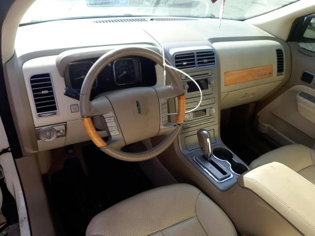 Photo 8 from auction – 2007 LINCOLN MKX with VIN 2LMDU88C07BJ07951