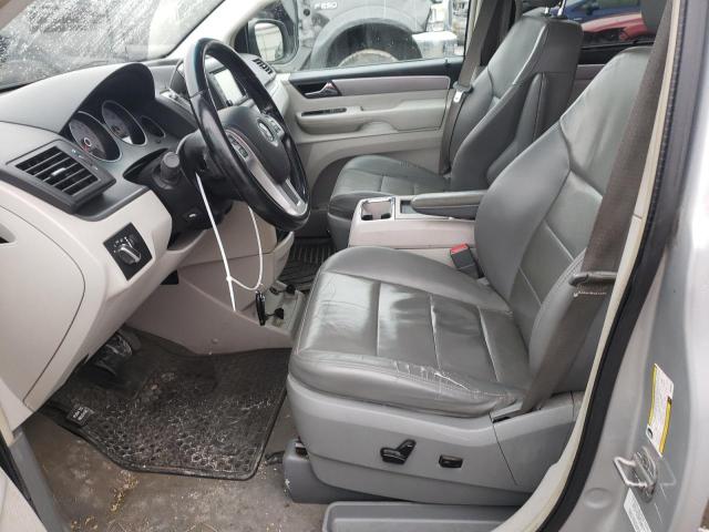 Photo 7 from auction – 2011 VOLKSWAGEN ROUTAN SEL with VIN 2V4RW5DG8BR698558
