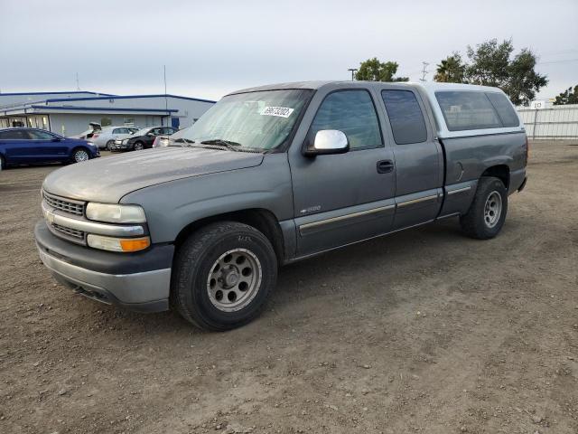 CHEVROLET SILVERADO 2002 with VIN 2GCEC19T021234906 - Photo from auction