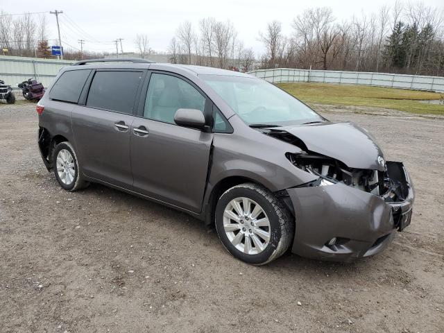 Photo 4 from auction – 2015 TOYOTA SIENNA XLE with VIN 5TDDK3DC6FS117668