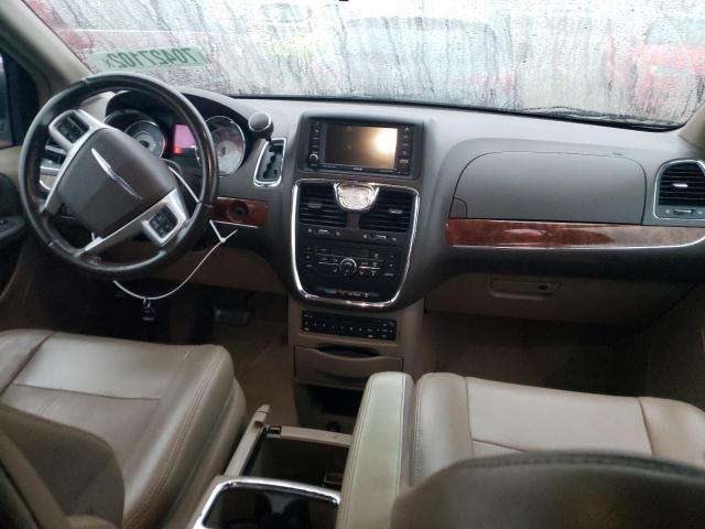 Photo 8 from auction – 2011 CHRYSLER TOWN & COU with VIN 2A4RR8DG0BR612205