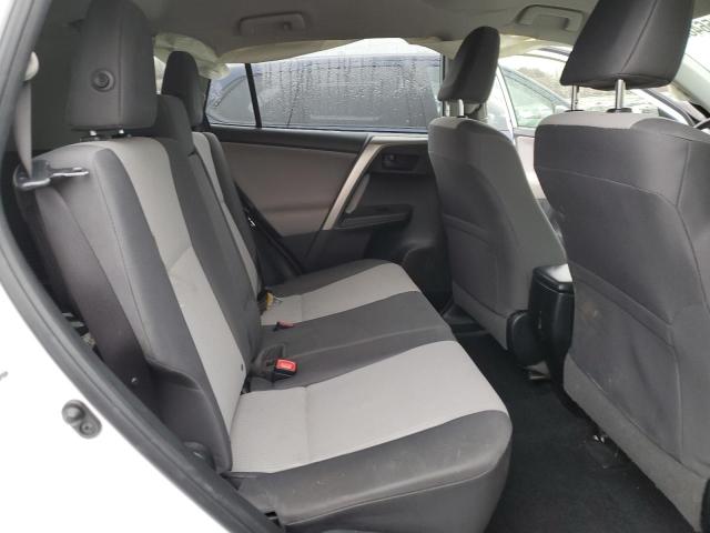 Photo 11 from auction – 2015 TOYOTA RAV4 LE with VIN JTMBFREV8FD109405