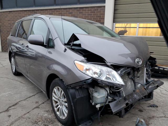 Photo 4 from auction – 2012 TOYOTA SIENNA XLE with VIN 5TDYK3DC4CS192785