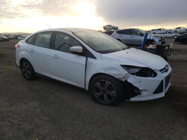 Photo 4 from auction – 2014 FORD FOCUS SE with VIN 1FADP3F26EL199168