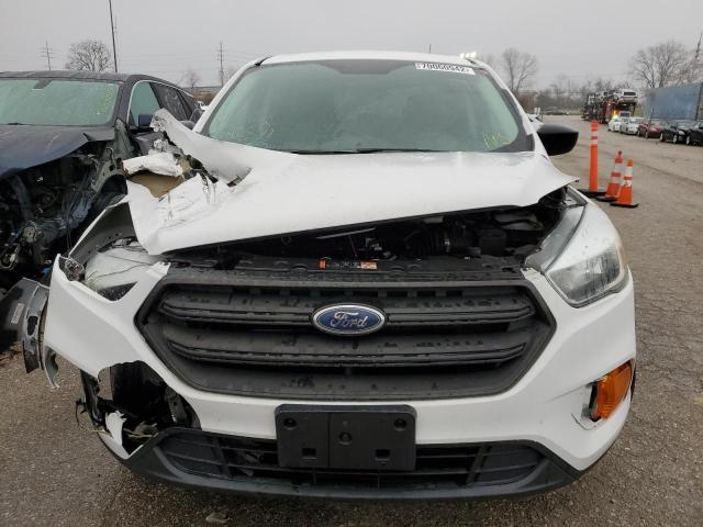 Photo 5 from auction – 2017 FORD ESCAPE S with VIN 1FMCU0F70HUB08785