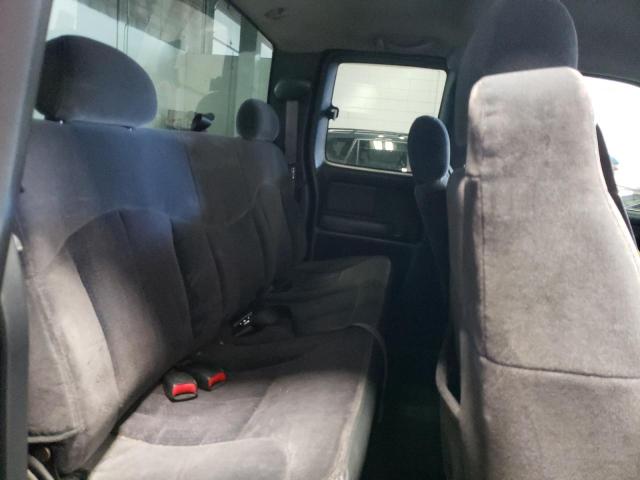 Photo 10 from auction – 2001 CHEVROLET SILVERADO with VIN 2GCEK19T511370868