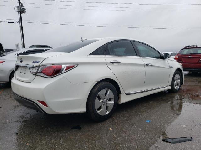 Photo 3 from auction – 2012 HYUNDAI SONATA HYB with VIN KMHEC4A43CA062279