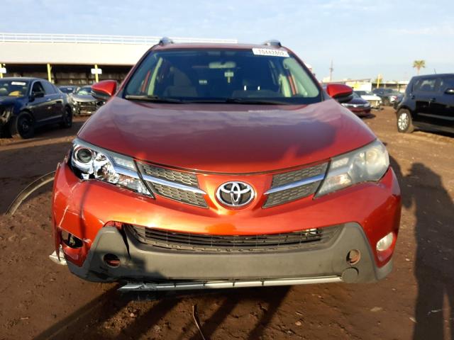Photo 5 from auction – 2015 TOYOTA RAV4 XLE with VIN JTMRFREV8FD134531