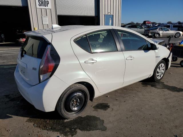Photo 3 from auction – 2015 TOYOTA PRIUS C with VIN JTDKDTB35F1090786