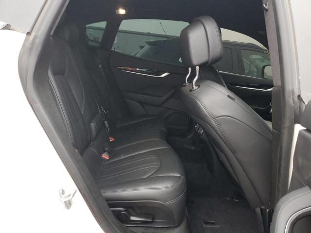 Photo 11 from auction – 2018 MASERATI LEVANTE with VIN ZN661XUA4JX293668