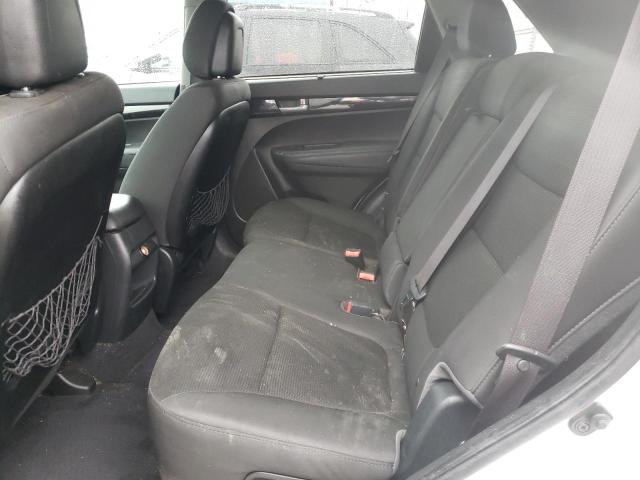 Photo 10 from auction – 2014 KIA SORENTO LX with VIN 5XYKT3A62EG530699
