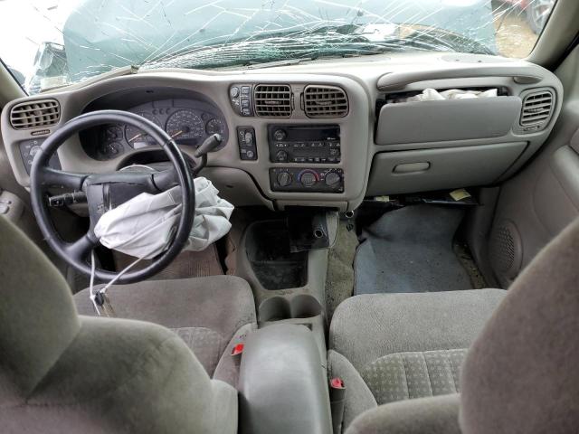 Photo 8 from auction – 2002 CHEVROLET BLAZER with VIN 1GNDT13W42K219377
