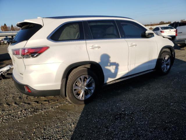 Photo 3 from auction – 2015 TOYOTA HIGHLANDER with VIN 5TDJKRFH6FS111707