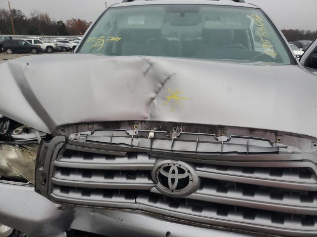 Photo 12 from auction – 2011 TOYOTA SEQUOIA PL with VIN 5TDDW5G10BS046729