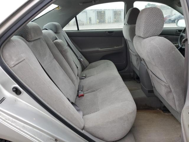 Photo 10 from auction – 2004 TOYOTA CAMRY LE with VIN 4T1BE32K94U900853