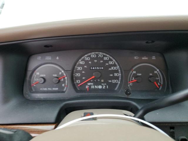 Photo 9 from auction – 2004 FORD CROWN VICT with VIN 2FAFP74W84X152764