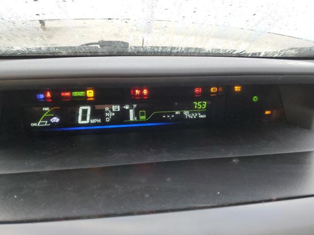 Photo 9 from auction – 2013 TOYOTA PRIUS V with VIN JTDZN3EU3D3270592