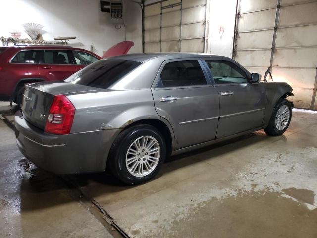 Photo 3 from auction – 2010 CHRYSLER 300 TOURIN with VIN 2C3CA5CV4AH112204