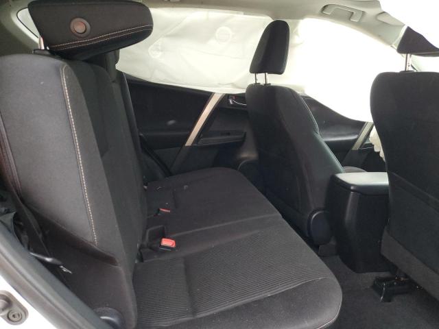Photo 10 from auction – 2015 TOYOTA RAV4 XLE with VIN JTMRFREV0FD135012
