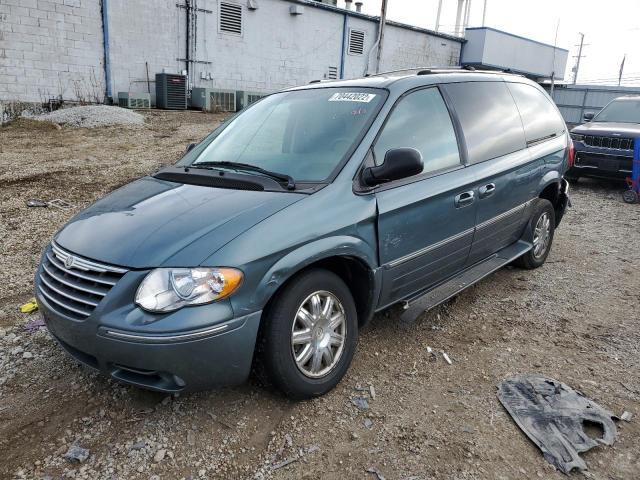 CHRYSLER TOWN & COU 2005 with VIN 2C4GP64L05R536462 - Photo from auction