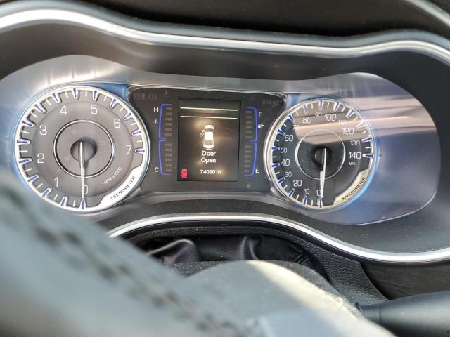 Photo 9 from auction – 2015 CHRYSLER 200 LIMITE with VIN 1C3CCCAB4FN640007