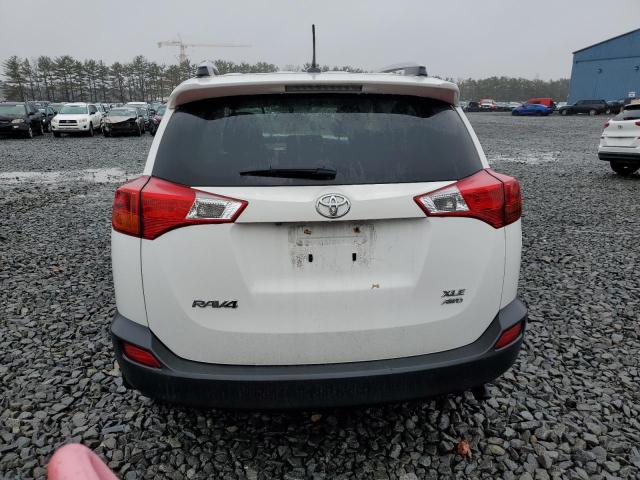 Photo 6 from auction – 2015 TOYOTA RAV4 XLE with VIN JTMRFREV0FD135012