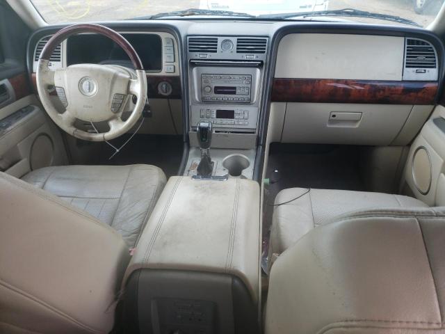 Photo 8 from auction – 2003 LINCOLN NAVIGATOR with VIN 5LMFU28R83LJ17687
