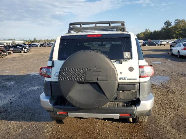 Photo 6 from auction – 2012 TOYOTA FJ CRUISER with VIN JTEZU4BF8CK012356