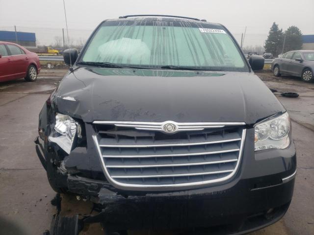 Photo 5 from auction – 2010 CHRYSLER TOWN & COU with VIN 2A4RR5DX6AR279876