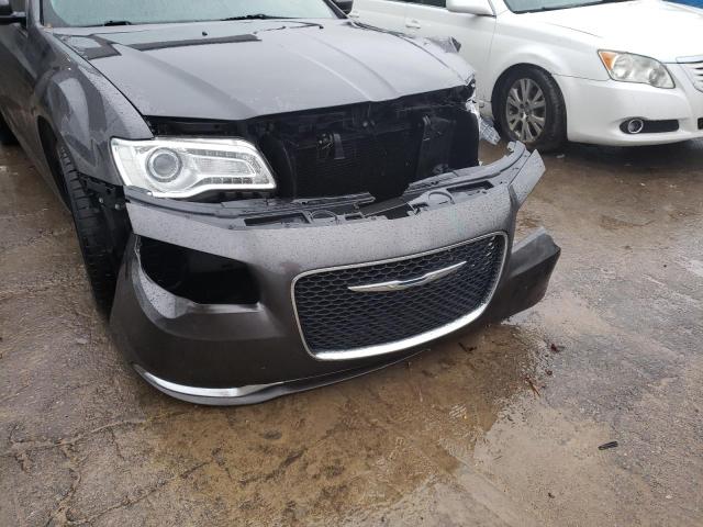 Photo 12 from auction – 2015 CHRYSLER 300 LIMITE with VIN 2C3CCAAG2FH930030