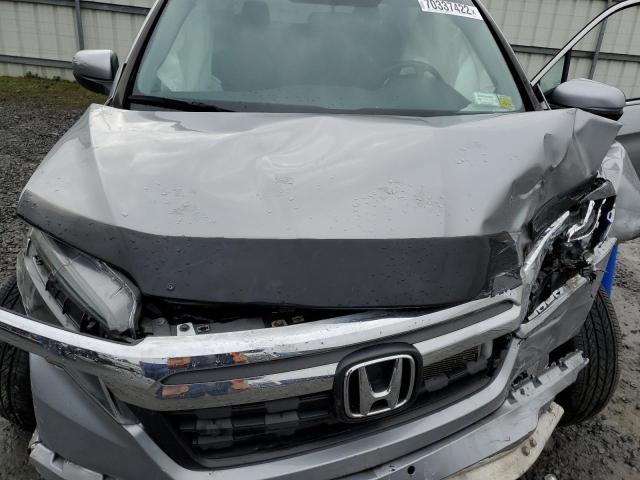 Photo 11 from auction – 2017 HONDA RIDGELINE with VIN 5FPYK3F49HB007574