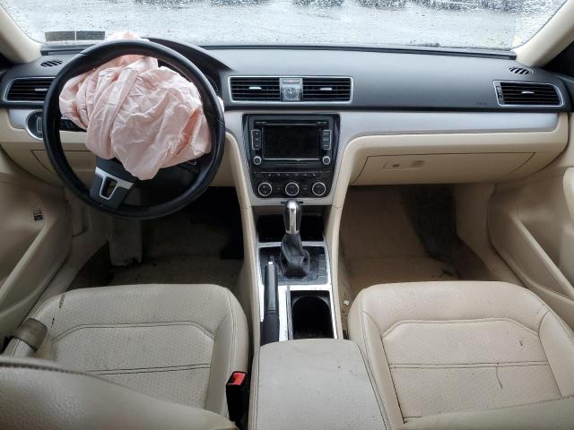 Photo 8 from auction – 2012 VOLKSWAGEN PASSAT SE with VIN 1VWBP7A32CC033426