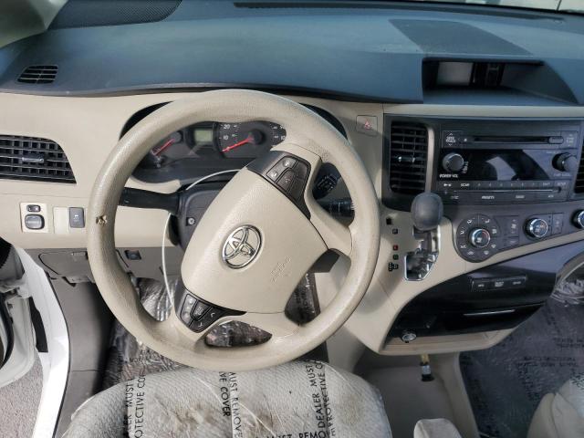 Photo 8 from auction – 2011 TOYOTA SIENNA LE with VIN 5TDKK3DC9BS011734