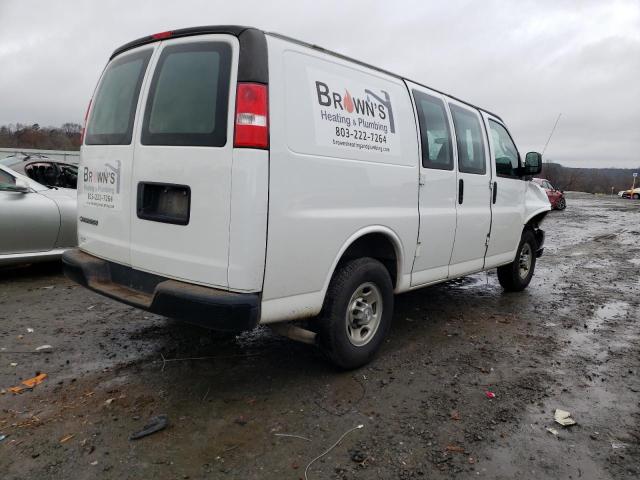 Photo 3 from auction – 2017 CHEVROLET EXPRESS G2 with VIN 1GCWGAFFXH1178141