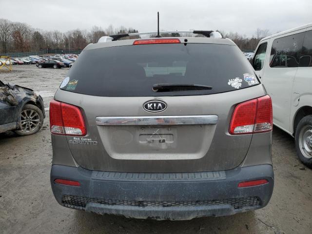 Photo 6 from auction – 2013 KIA SORENTO LX with VIN 5XYKTDA22DG347336