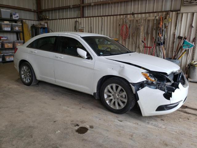 Photo 4 from auction – 2013 CHRYSLER 200 TOURIN with VIN 1C3CCBBB1DN688733