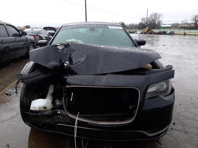 Photo 5 from auction – 2018 CHRYSLER 300 S with VIN 2C3CCABG3JH278235