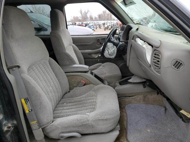 Photo 7 from auction – 2002 CHEVROLET BLAZER with VIN 1GNDT13W42K219377