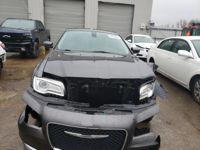 Photo 5 from auction – 2015 CHRYSLER 300 LIMITE with VIN 2C3CCAAG2FH930030