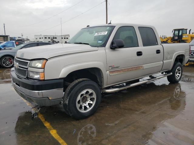 CHEVROLET SILVERADO 2005 con VIN 1GCHC23215F803052 - Foto de la subasta
