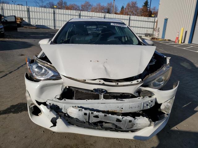 Photo 5 from auction – 2015 TOYOTA PRIUS C with VIN JTDKDTB35F1090786